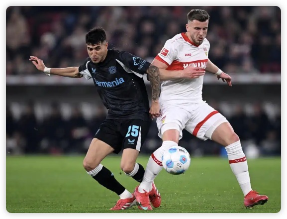 神奇剧本！勒沃库森连追3球4-3斯图加特落后拜仁6分 希克补时绝杀